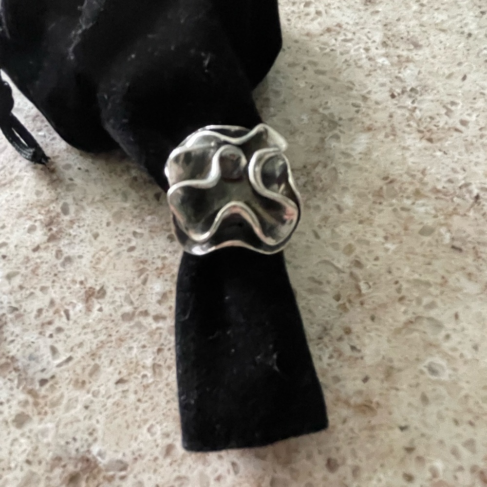 Silpada Solid Sterling Silver Ruffle Ring 7 - image 1